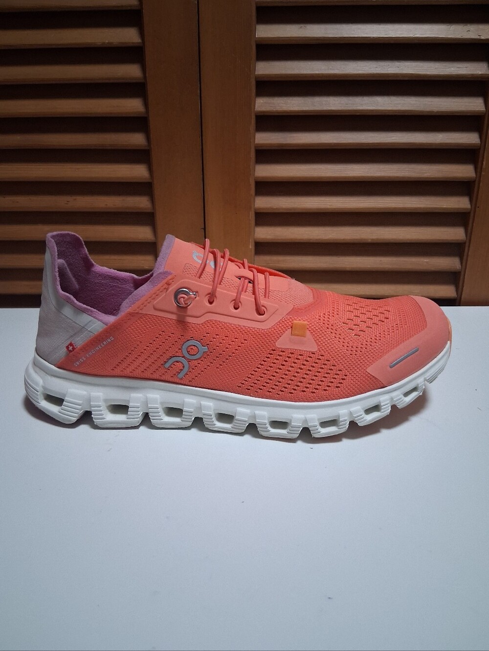 On Cloud 6 Coast Salmon Pearl Women's Sneaker * Size: 8.5 - Picture 2 of 7